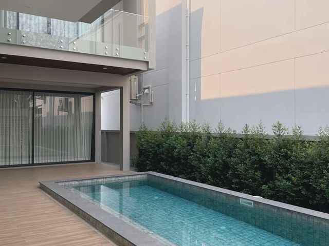 place photo 98