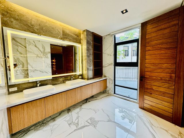 place photo 71