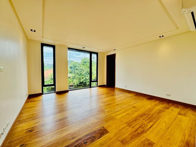place photo 89