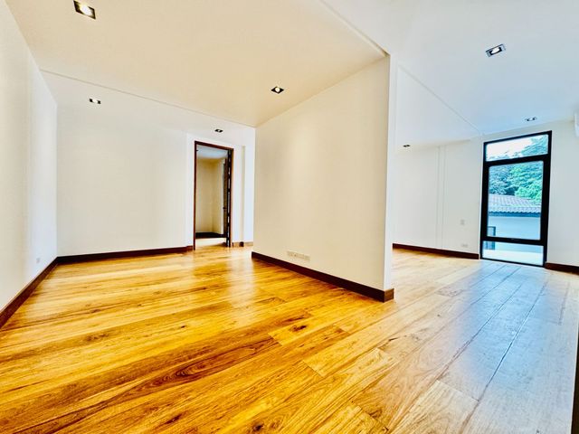 place photo 92