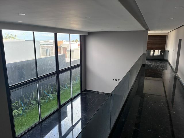 place photo 44