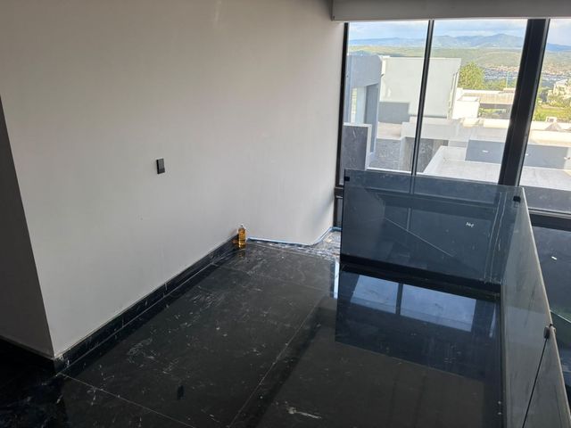 place photo 61
