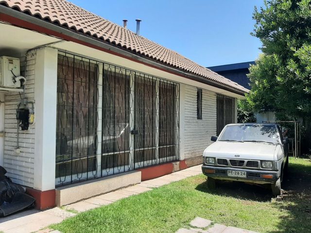 19.000 UF.   CASA POR RENOVAR