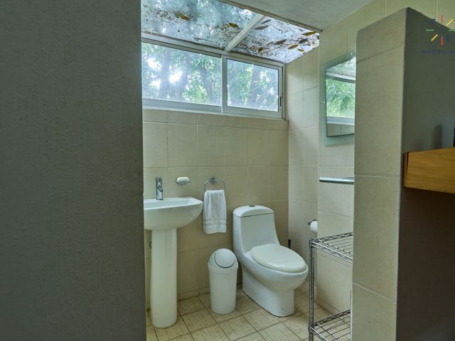 place photo 50
