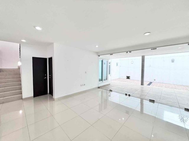 place photo 48