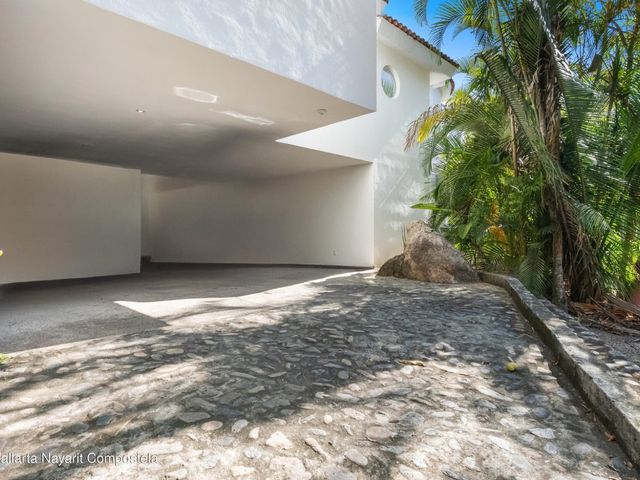 place photo 32