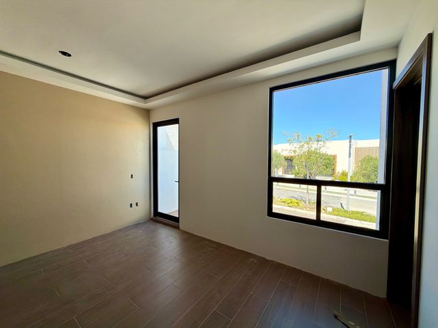 place photo 53