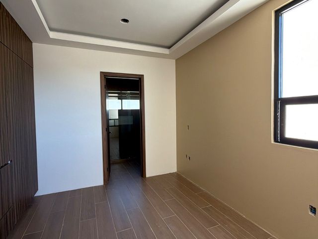 place photo 51