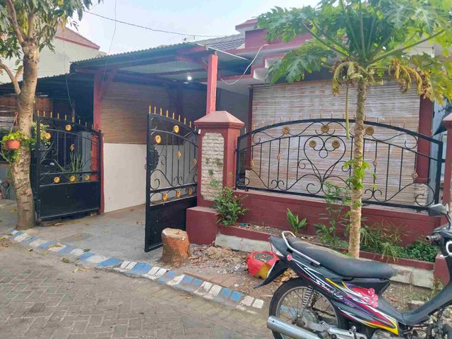 Kontrakan 3 kamar tidur Dau sumber Sekar perumahan. Dapur luas