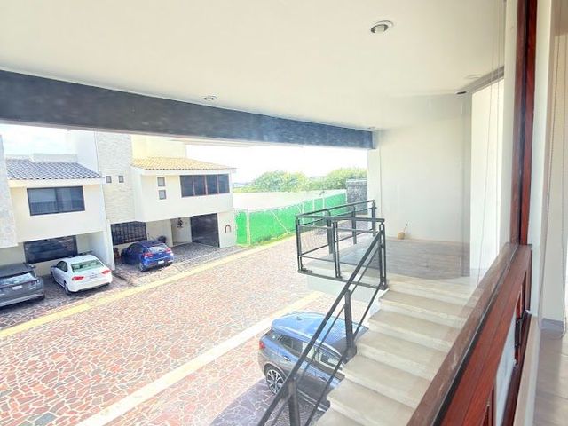 place photo 39