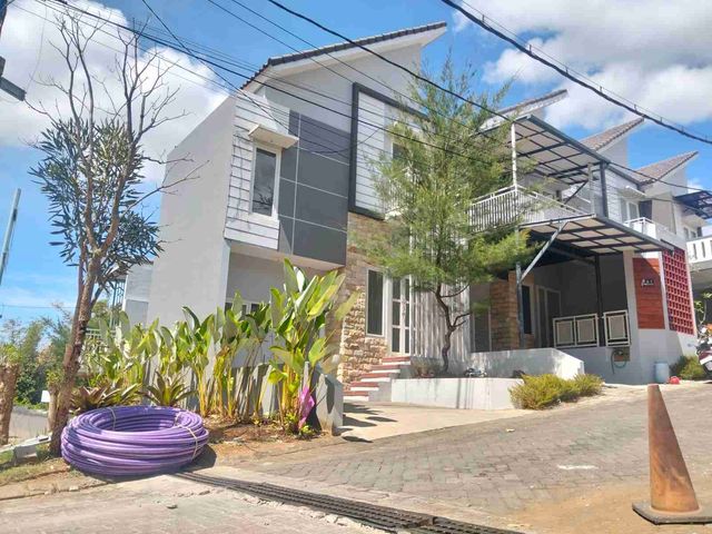 Sewa dan Jual Rumah Murah Lowokwaru Kota Malang Dekat VBT