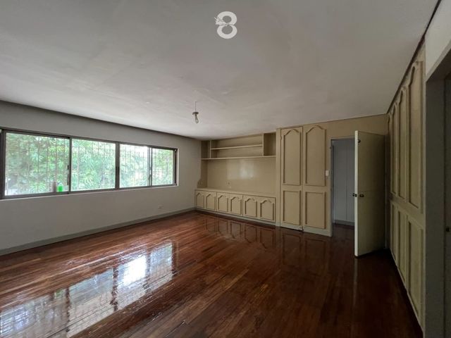 4BR House and Lot with Swimming Pool in Valle Verde 1 Pasig