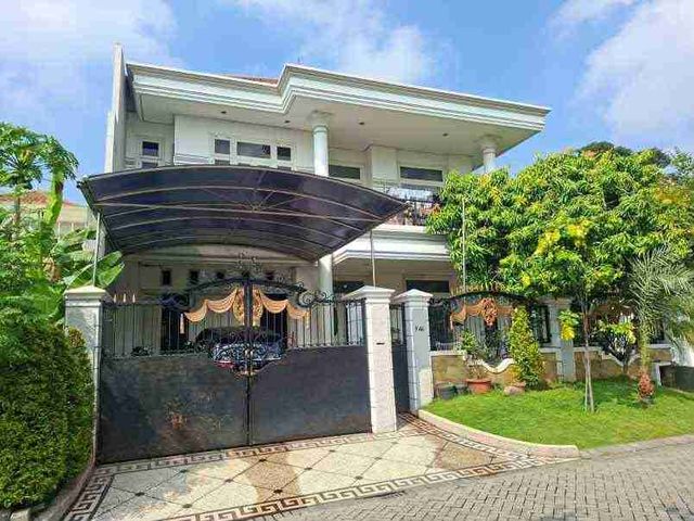 Rumah Dijual Graha Family Surabaya
