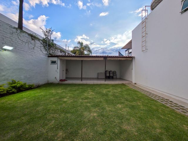 place photo 34