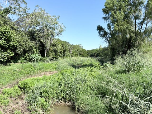 place photo 32