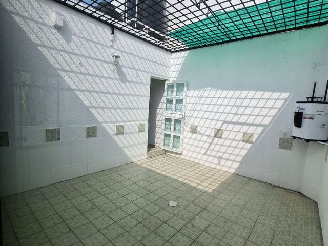 place photo 39