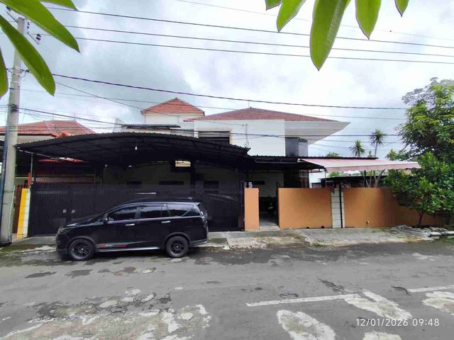 Dijual rumah besar di TPI Wiyung