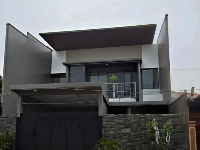 Dijual Rumah Manyar Kertaadi