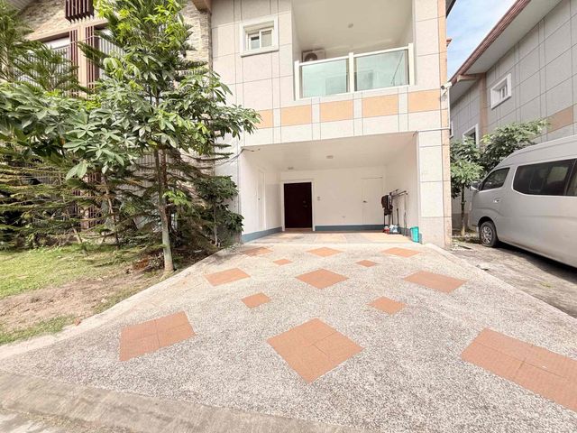 place photo 45
