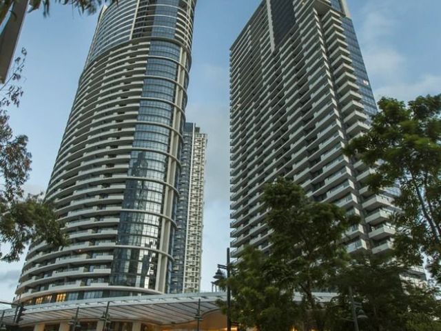 4-Bedroom Bi-Level Unit For Lease in Arya Residences, BGC (Special Combined Unit)