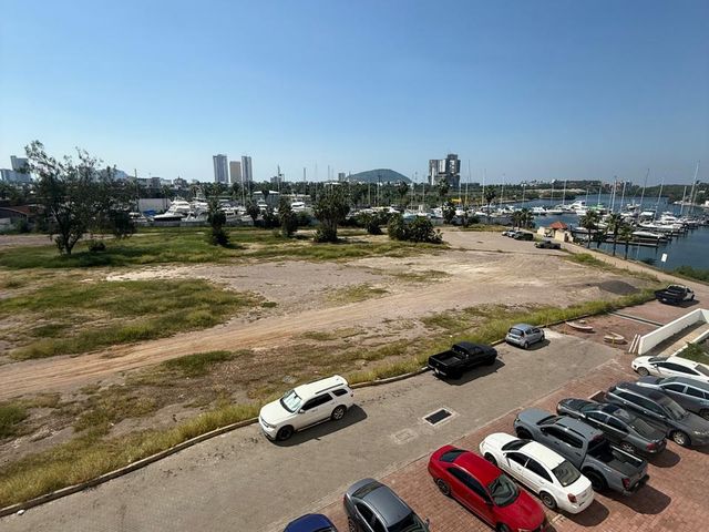 place photo 37
