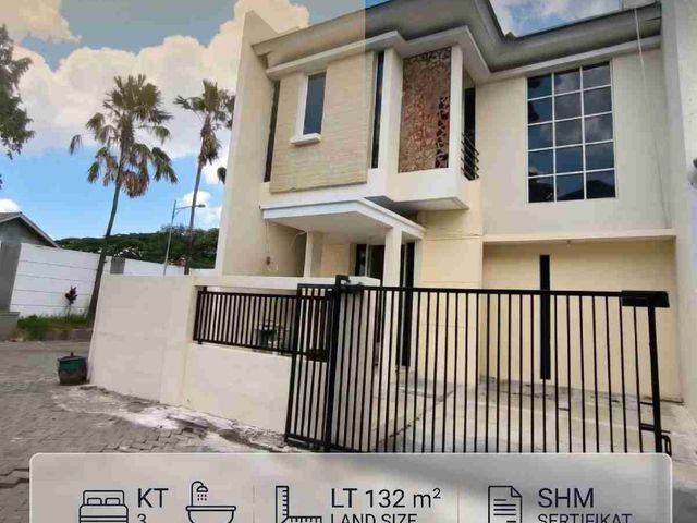 Rumah Regency One Wonorejo Siap Huni, Row Jalan 3 Mobil