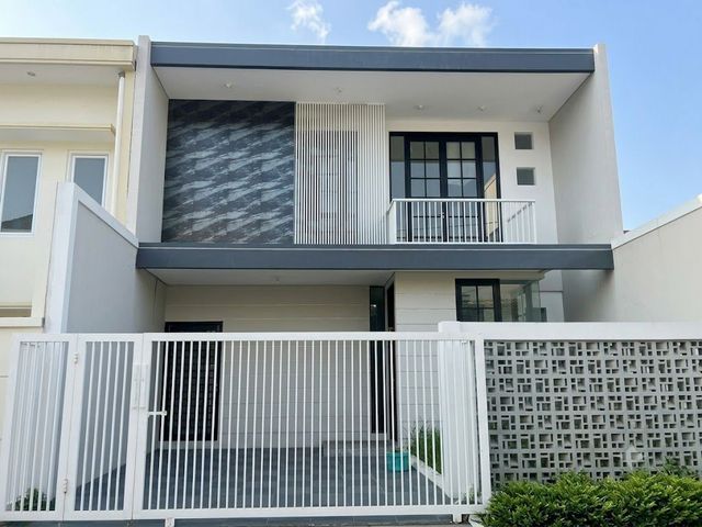 Rumah Manyar Rejo Surabaya New Minimalis One Gate Sistem