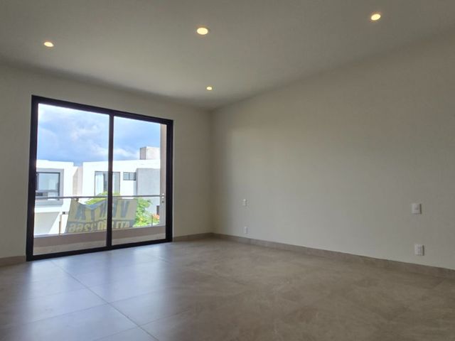 place photo 48