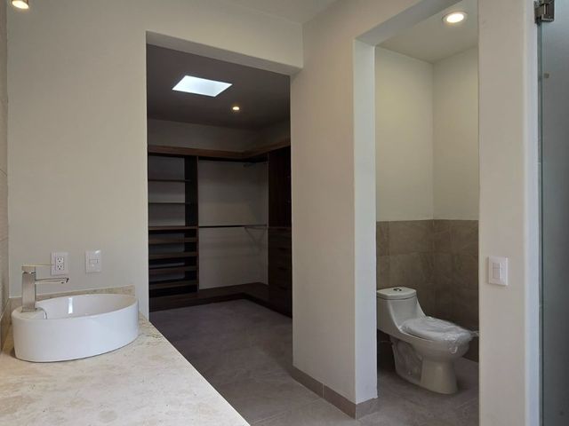 place photo 61