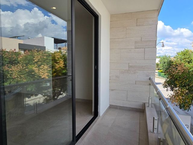 place photo 63