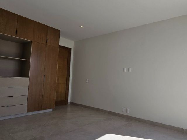 place photo 77