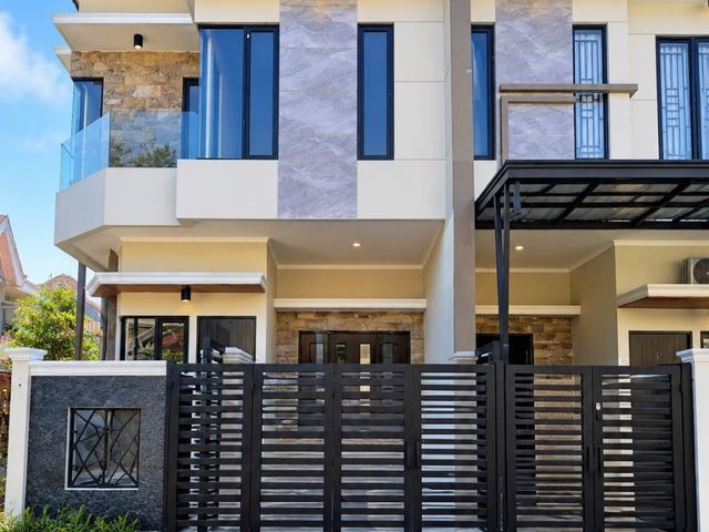 Rumah Mulyosari  NEW GRESS MINIMALIS  STRATEGIS HOOK Timur Selatan