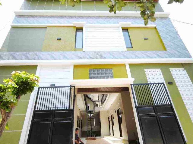 RUMAH KOS 3 LANTAI BANGUNAN BARU ISTANA TIDAR JEMBER