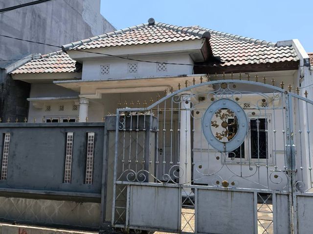 Rumah Darmo Baru Barat•Hadap Tenggara•Pln 2.200W