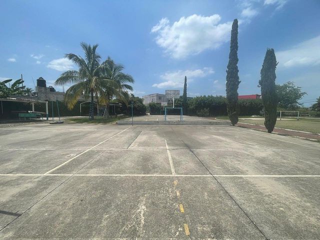 place photo 18