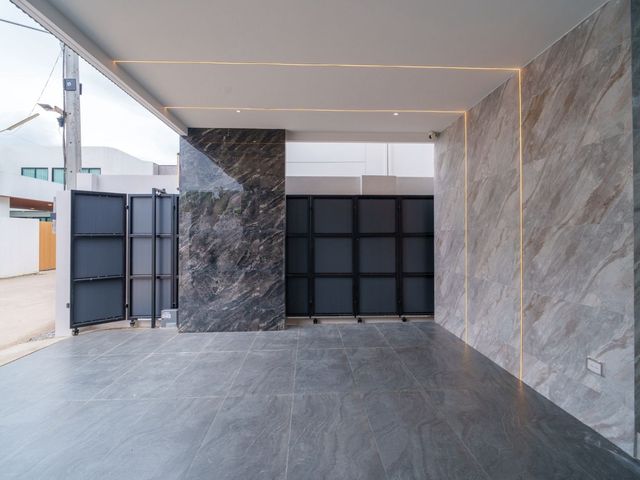 place photo 98