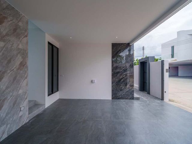 place photo 99