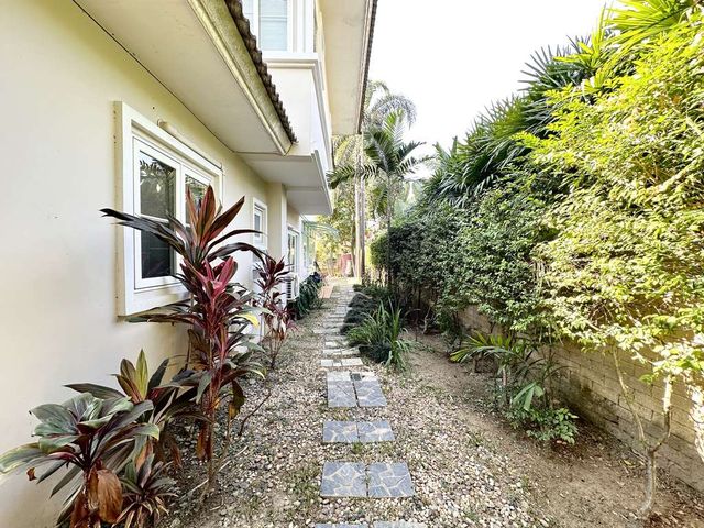 place photo 51