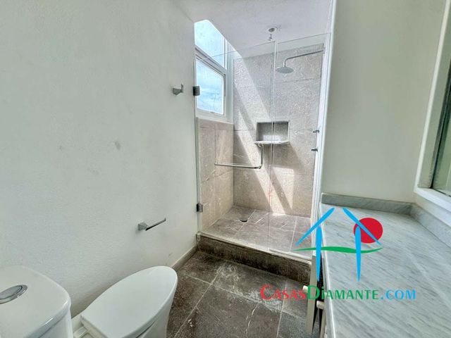 place photo 38