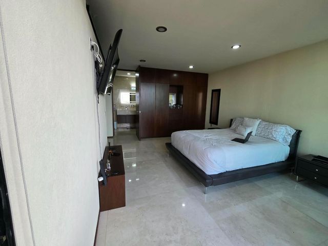 place photo 50