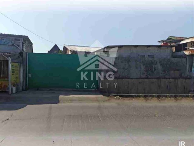 Di Jual Rumah + Gudang Besar