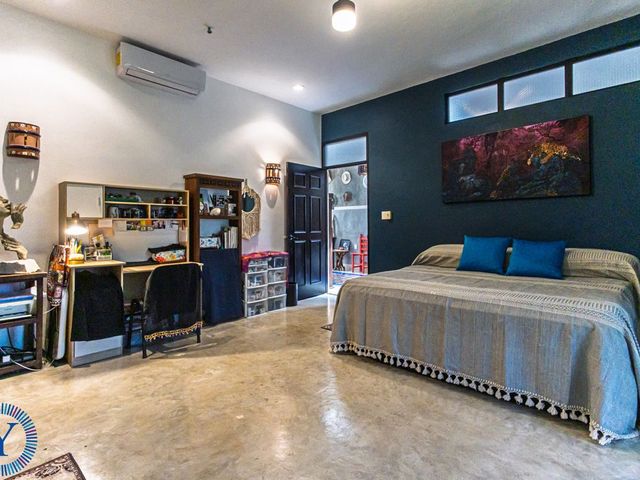 place photo 64