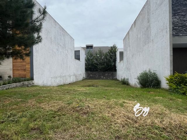TERRENO EN LA CAMPIÑA CLUSTER 10