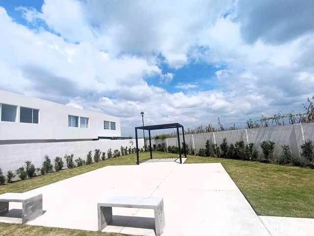 place photo 39