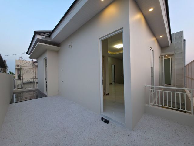 place photo 70