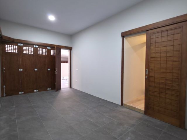 place photo 93