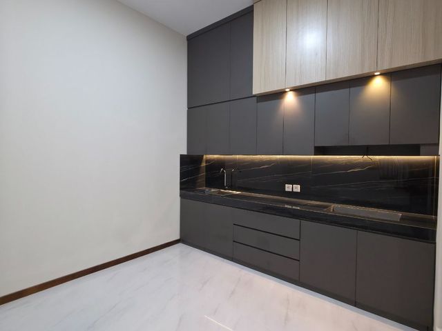place photo 94