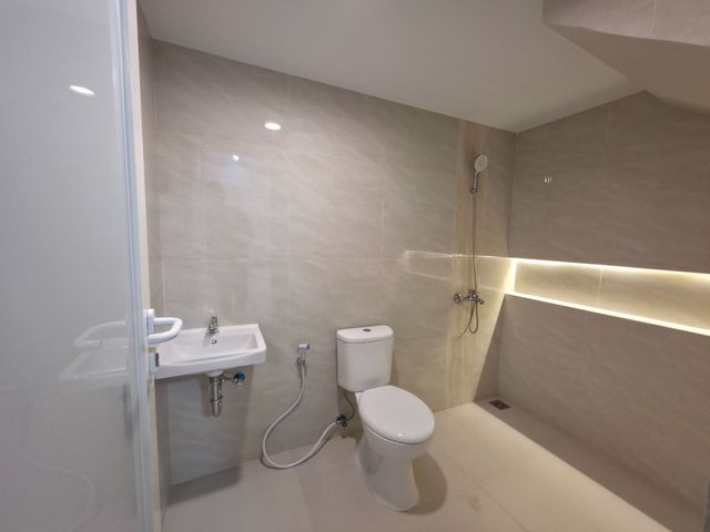 place photo 95
