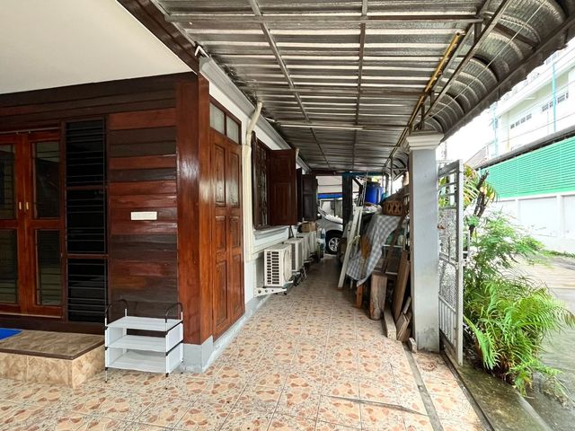 place photo 43