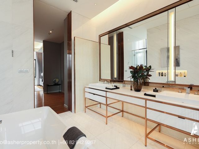 place photo 49